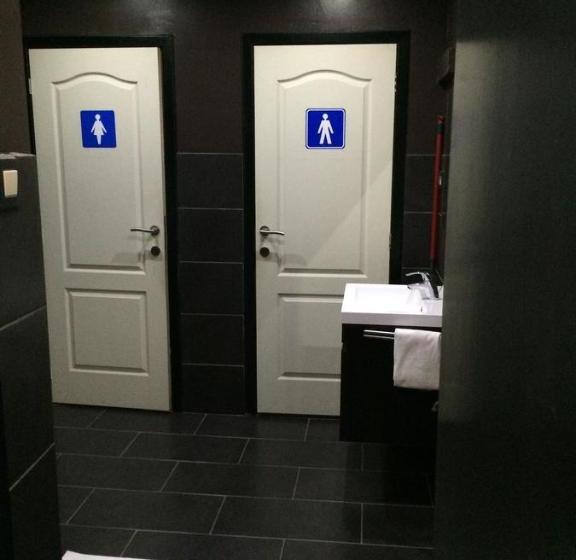 בית מלון כפרי Shelter Rooms