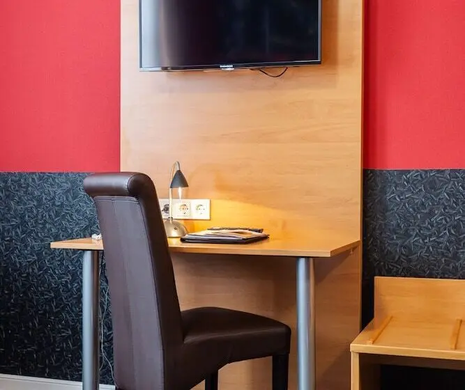 Hotelli Altora Eisenbahn Themen