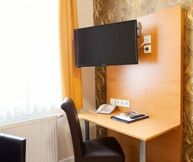 Hotelli Altora Eisenbahn Themen