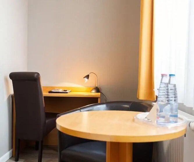 Hotelli Altora Eisenbahn Themen