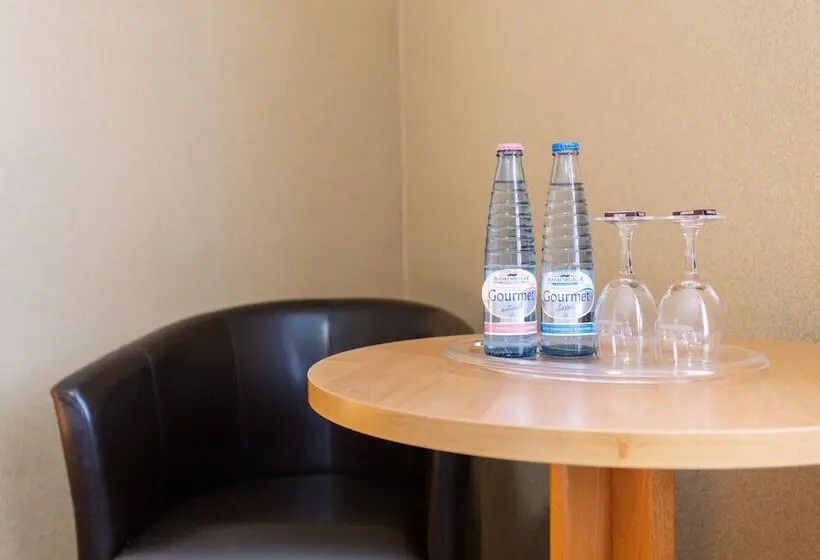 Hotelli Altora Eisenbahn Themen