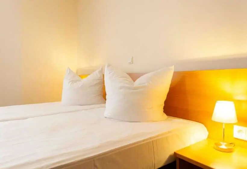 Hotelli Altora Eisenbahn Themen