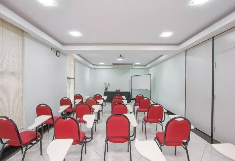 Alven Hotel By Slaviero Hotéis