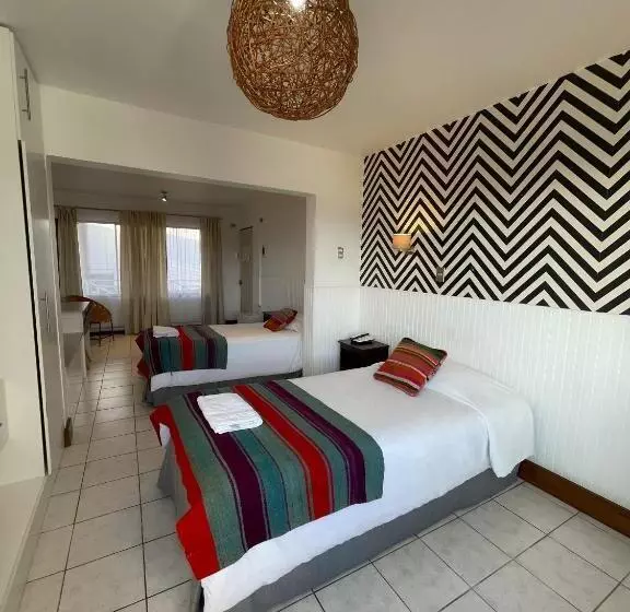 Hotel Avenida En Arica