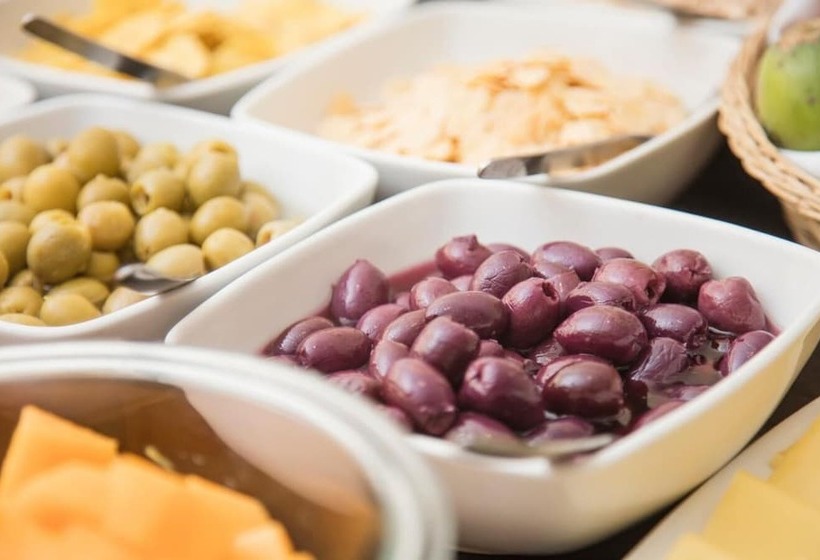 Отель Ferre Miraflores