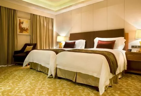 호텔 Howard Johnson Plaza Waigaoqiao Shanghai