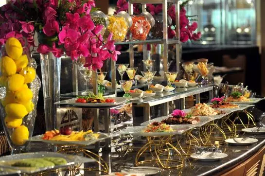 호텔 Howard Johnson Plaza Waigaoqiao Shanghai