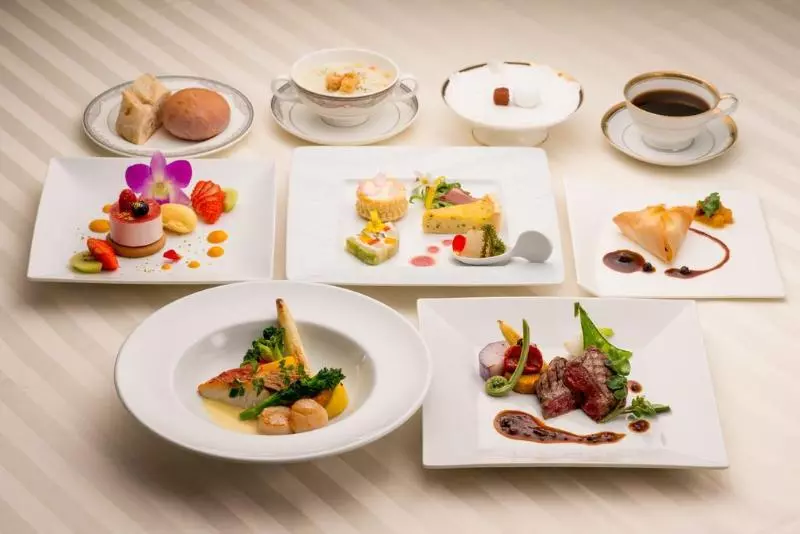 Kanucha Bay Hotel & Villas