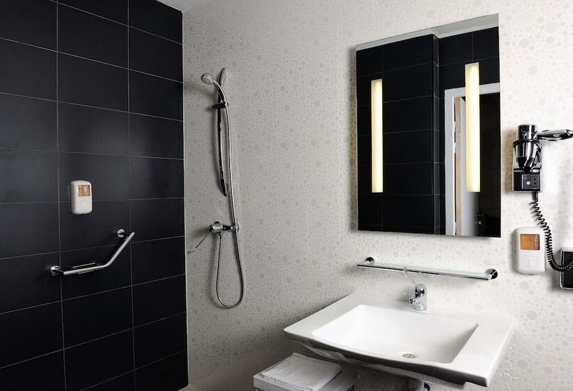 هتل Kyriad Prestige Perpignan Centre Del Mon