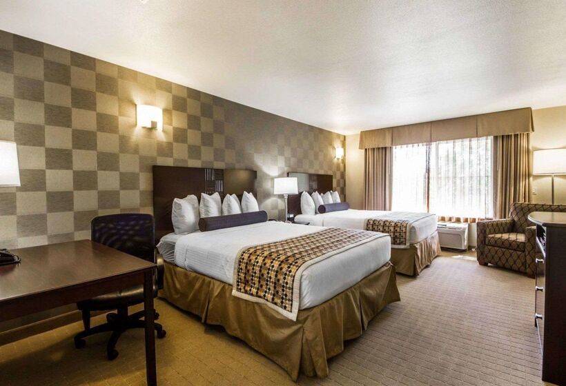 Med Park, Ascend Hotel Collection