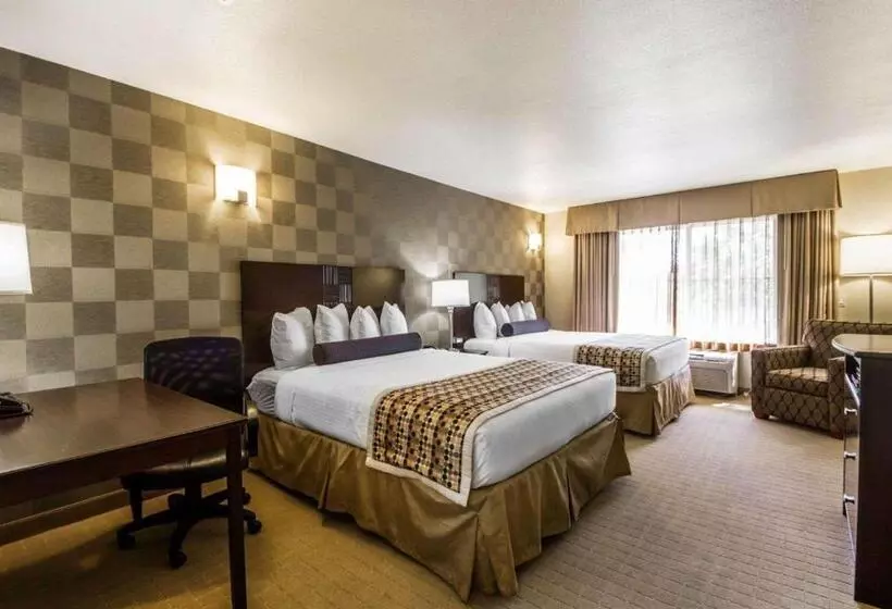 Med Park, Ascend Hotel Collection