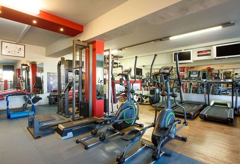 Отель Pontikonisi