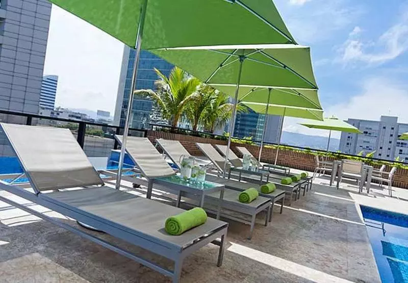 هتل Renaissance Caracas La Castellana