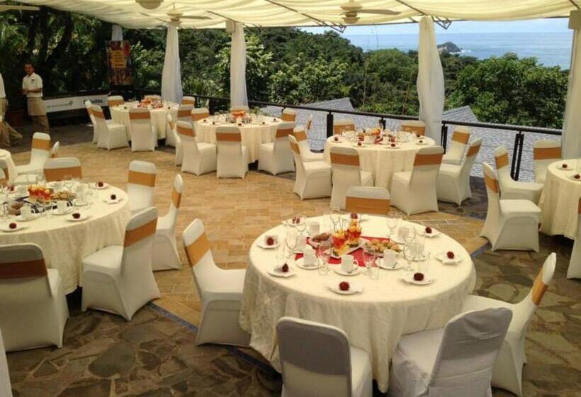 هتل Si Como No Resort & Wildlife Refuge