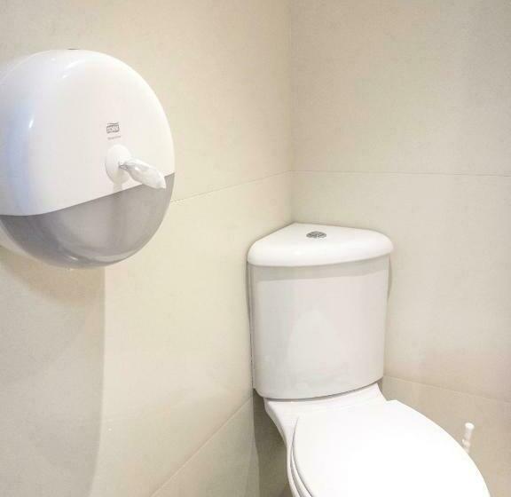 Smart Hyde Park Inn Hostel