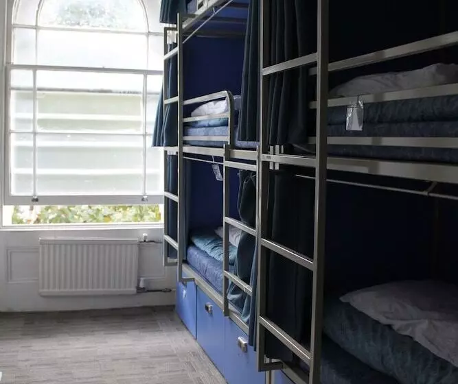 Smart Hyde Park Inn Hostel