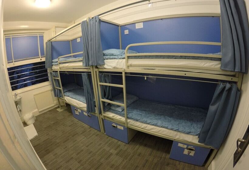 Smart Hyde Park Inn Hostel