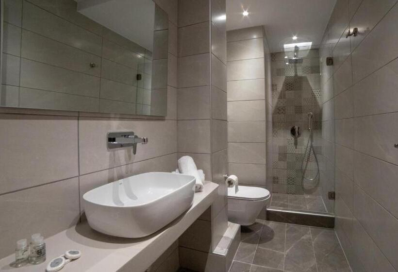 Aphrodite Hotel & Apartments