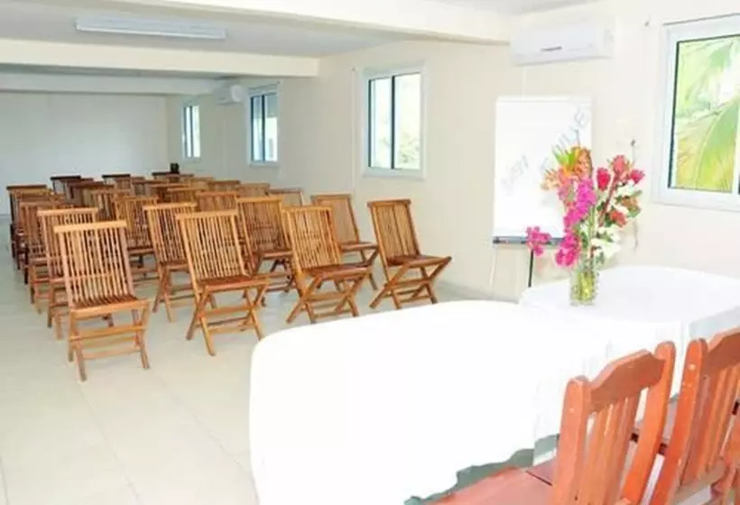 هتل Le Paradis De L'anse