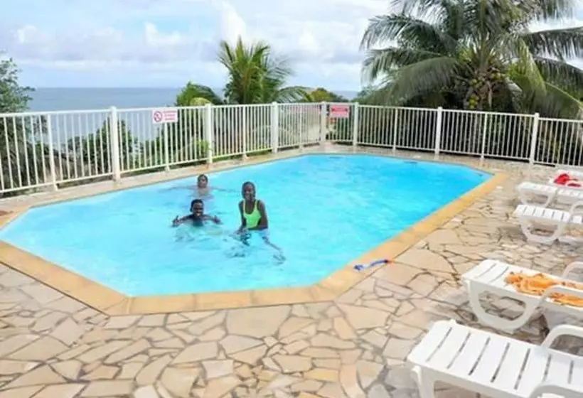 هتل Le Paradis De L'anse