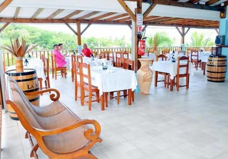 هتل Le Paradis De L'anse