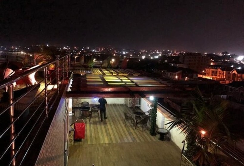 בית מלון כפרי Plus 33