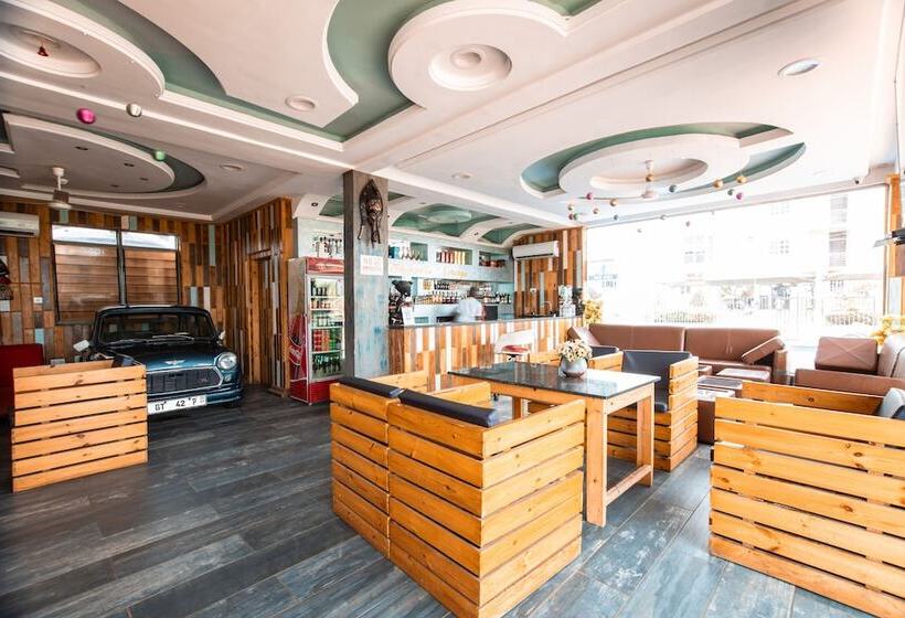 בית מלון כפרי Plus 33