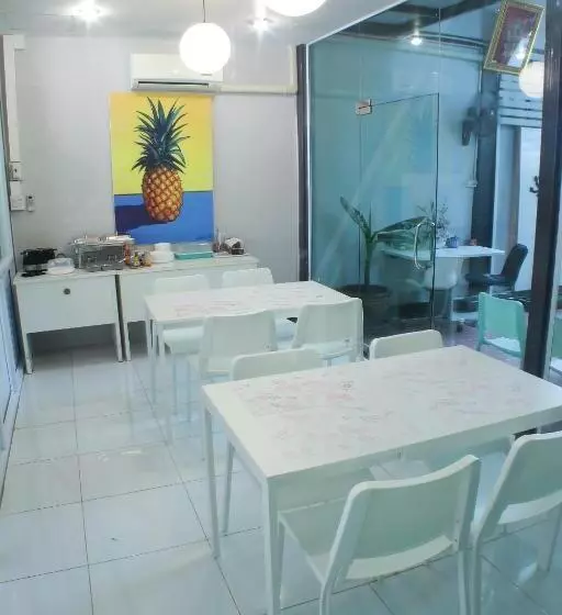 هتل S'prima Hostel