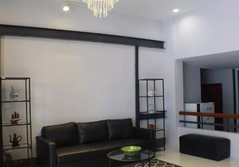 هتل S'prima Hostel