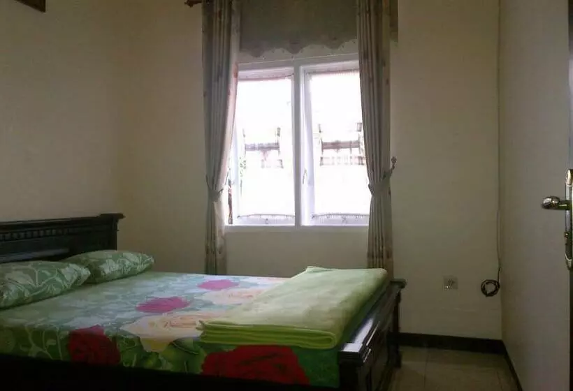 Hotel Villa 99 Pak Eddy