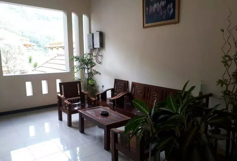 Hotel Villa 99 Pak Eddy