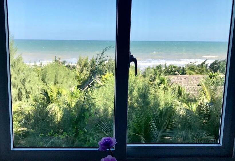 Oceanward Hotels & Resorts