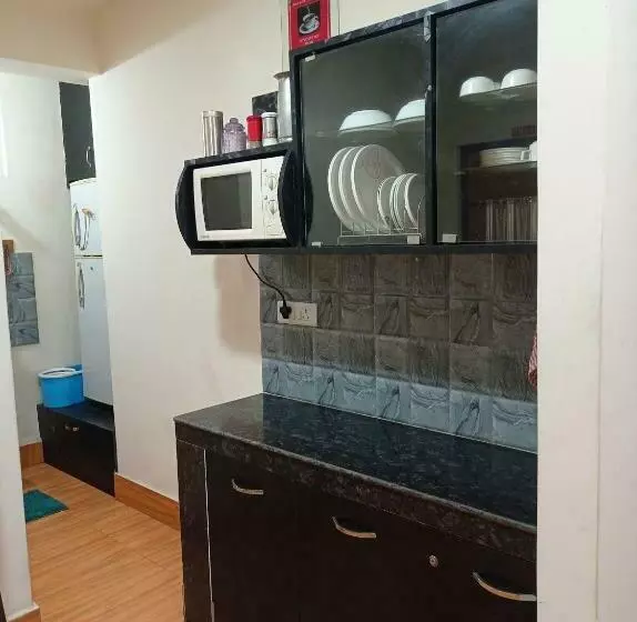 تختخواب و صبحانه Esses House A Luxury Homestay And Service Apartment