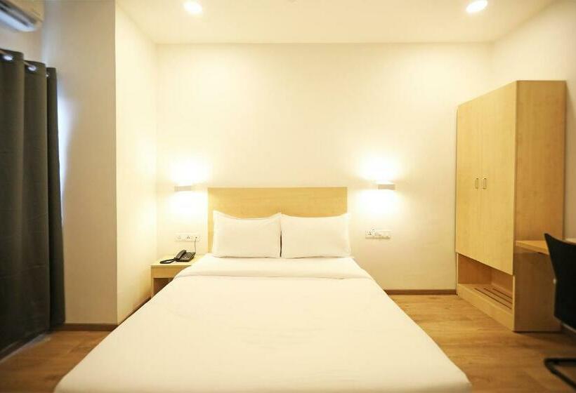 فندق Oyo Townhouse 75420 Zen Garden