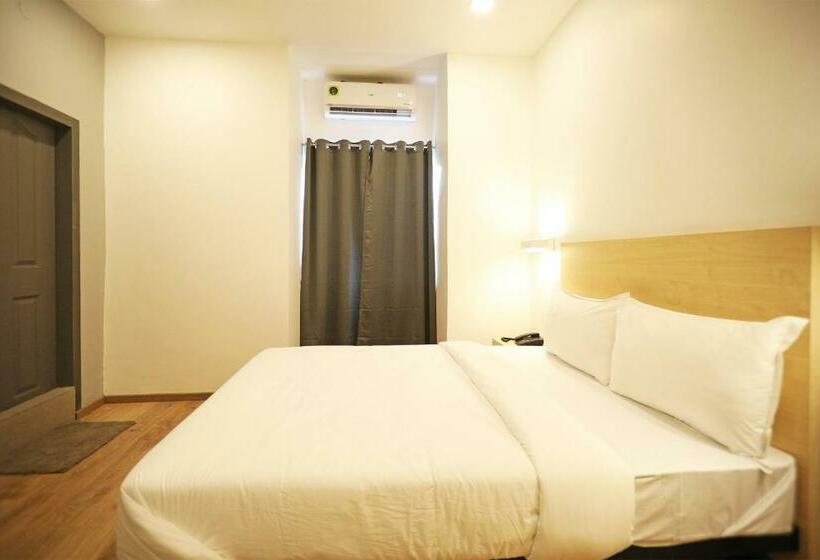 فندق Oyo Townhouse 75420 Zen Garden