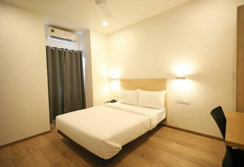 فندق Oyo Townhouse 75420 Zen Garden