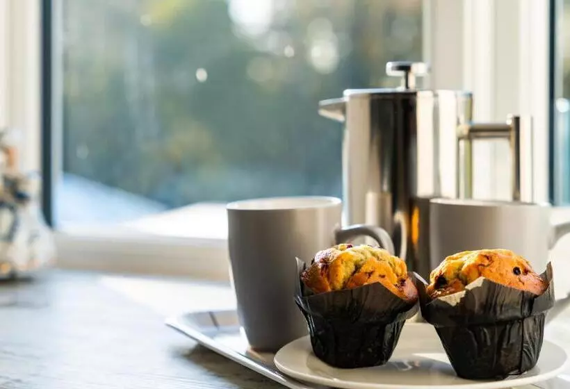 تختخواب و صبحانه Rivendell Park