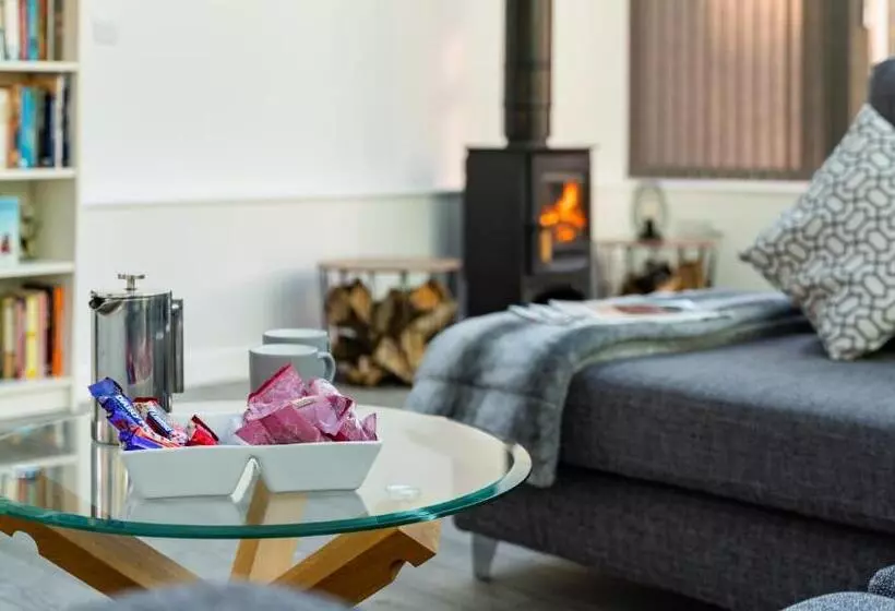 تختخواب و صبحانه Rivendell Park