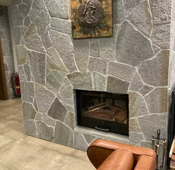 Hotelli Apartmány Humno