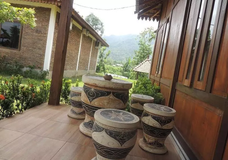 Hotel Balkondes Karanganyar Borobudur