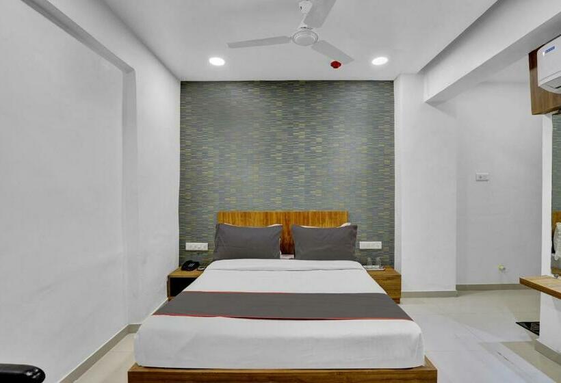 فندق Royal Mansion, Gandhinagar