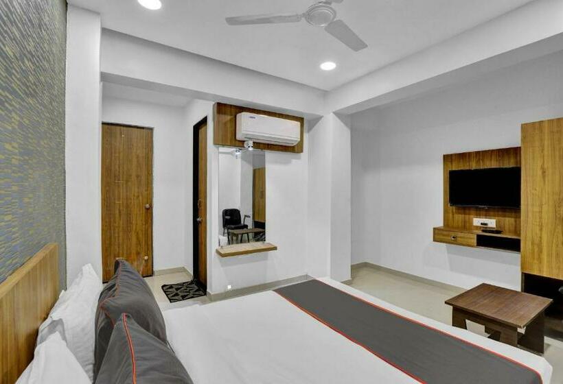 فندق Royal Mansion, Gandhinagar