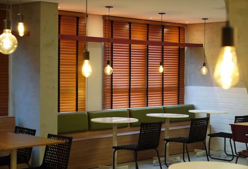 La Hotel Votuporanga