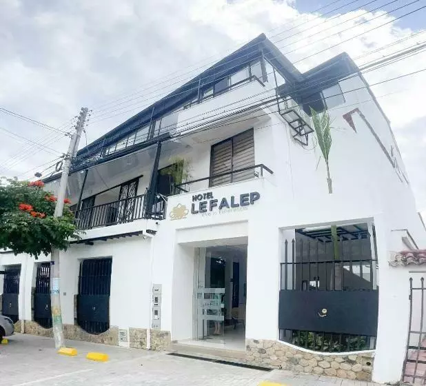 ホテル Le Falep