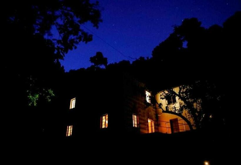 בית מלון כפרי Leremorifugio Escursionistico10 Min Steep Walk