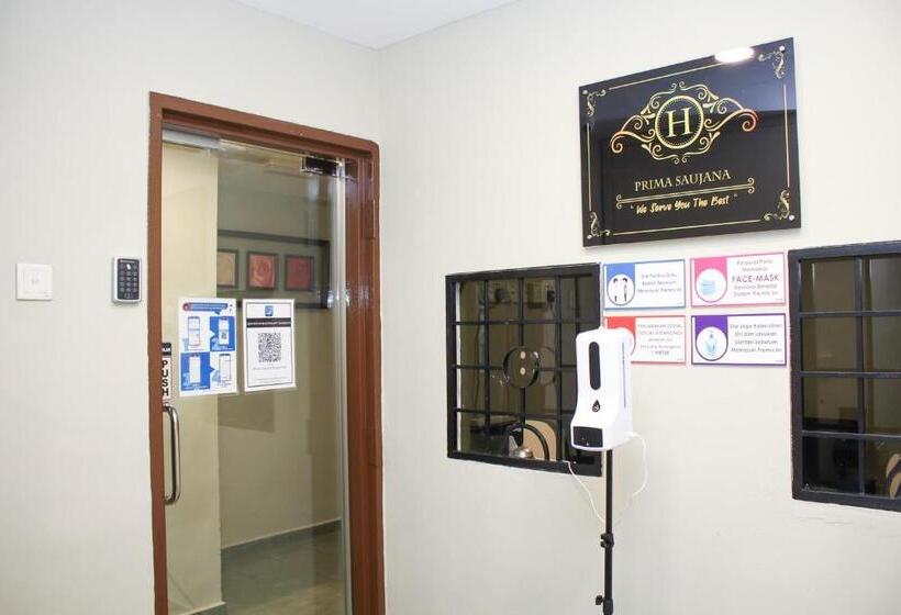 ホテル Oyo 90338 Prima Saujana Budget