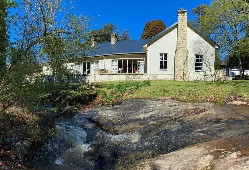 ホテル The Historic Hogsback Inn