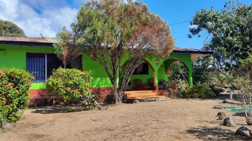 بنسيون Hospedaje Tropical Dreams