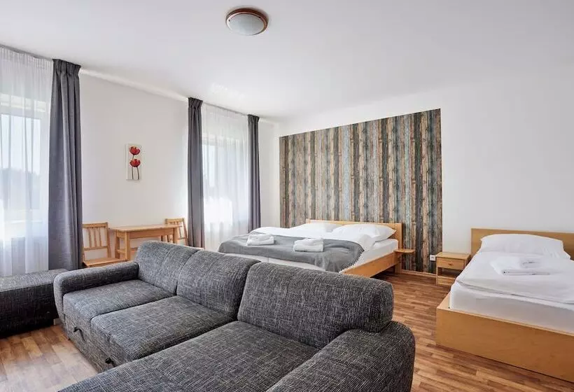 Majatalo Penzion Dobík Pasečná