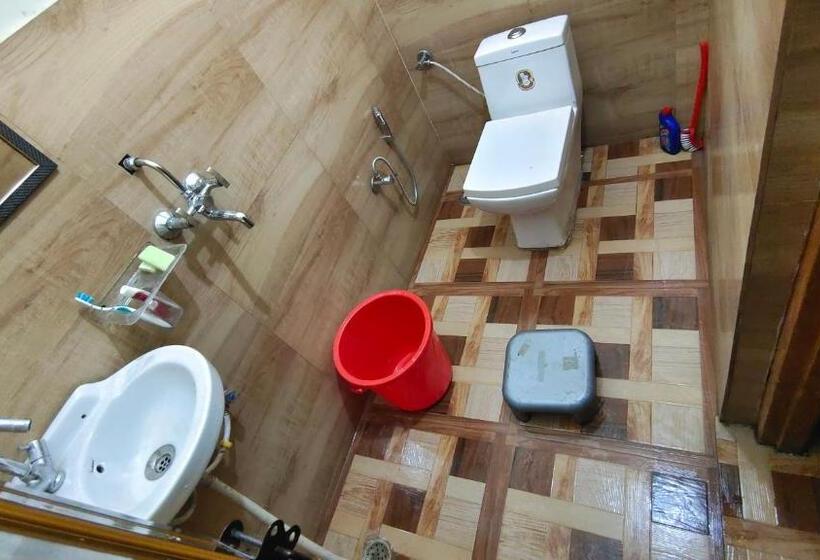 Курорт Chakrata Green And Camping